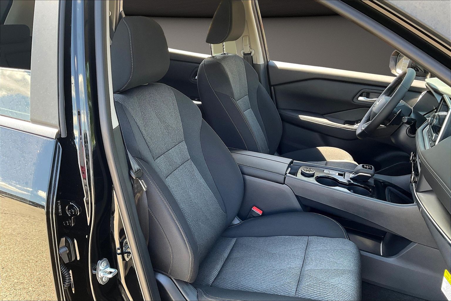 New 2026 Nissan Rogue SV 4D Sport Utility in Norman #TC690728